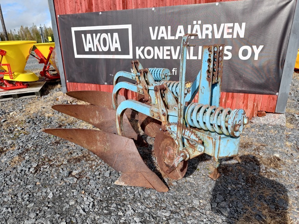 Sarka-aura Fiskars 3-siipinen Automaattilaukaisu, kiekkoleikkurit - Pług: zdjęcie 2 Sarka-aura Fiskars 3-siipinen Automaattilaukaisu, kiekkoleikkurit - Pług: zdjęcie 2