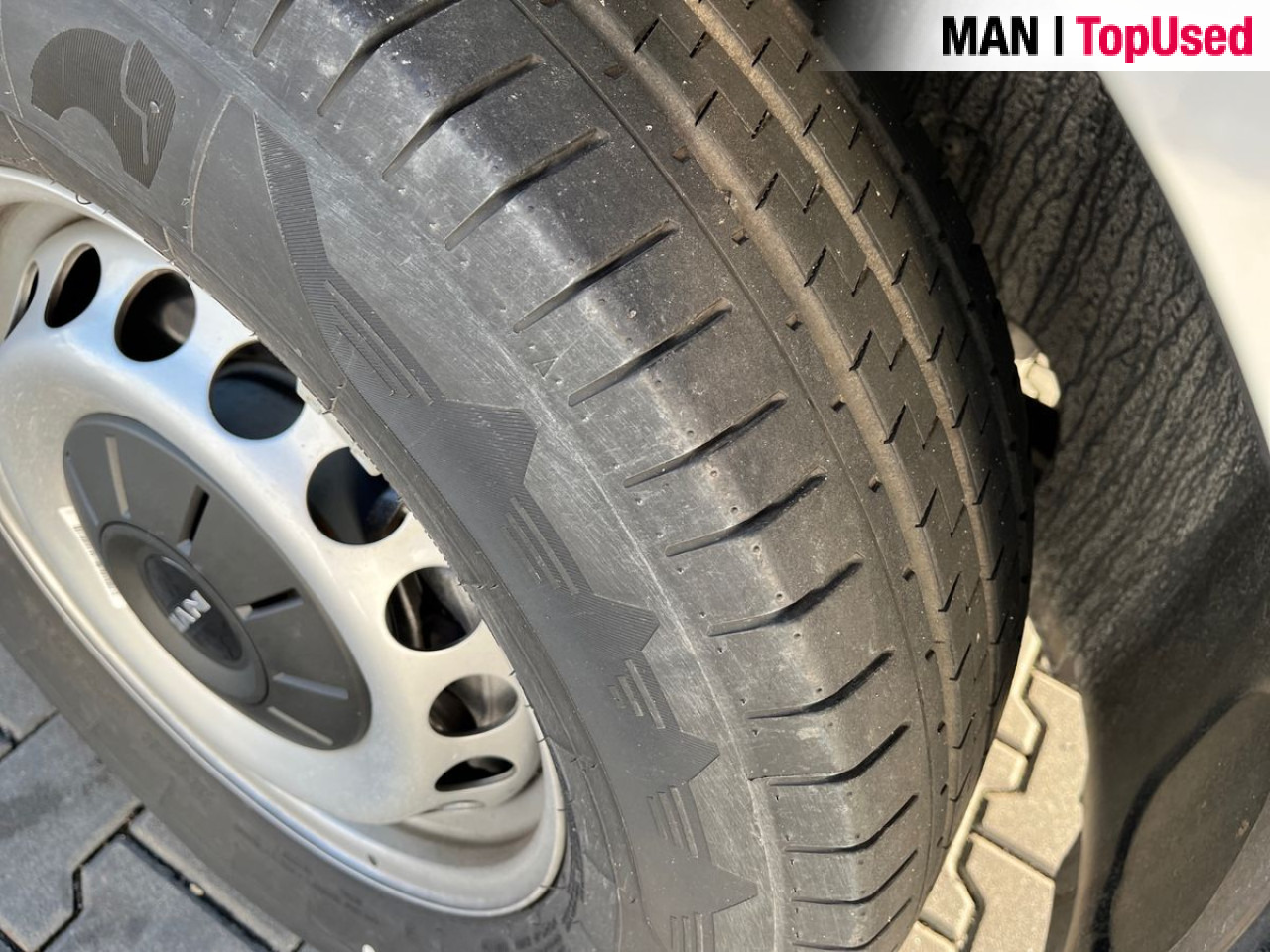 MAN TGE 3.140 4X2F SB flatbed - Furgon: zdjęcie 3 MAN TGE 3.140 4X2F SB flatbed - Furgon: zdjęcie 3