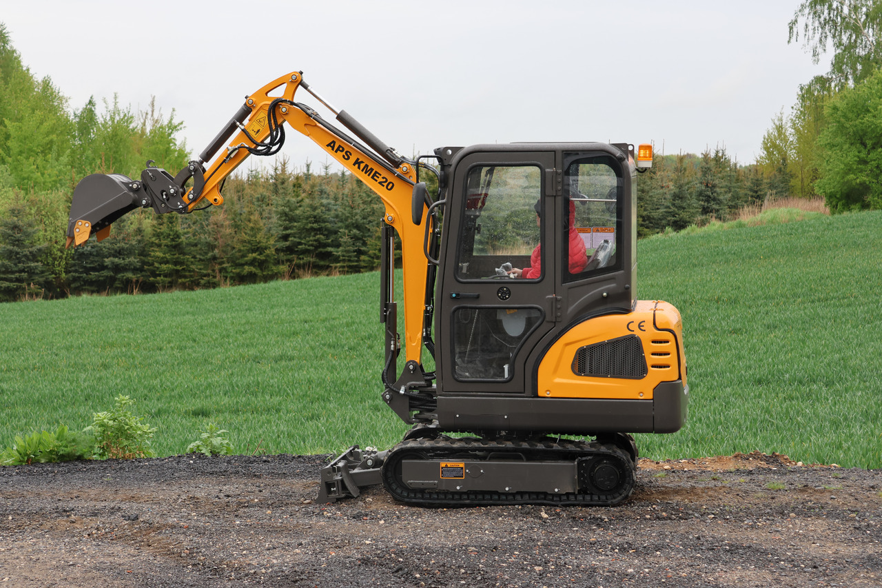 APS KME20 - Minikoparka: zdjęcie 2 APS KME20 - Minikoparka: zdjęcie 2