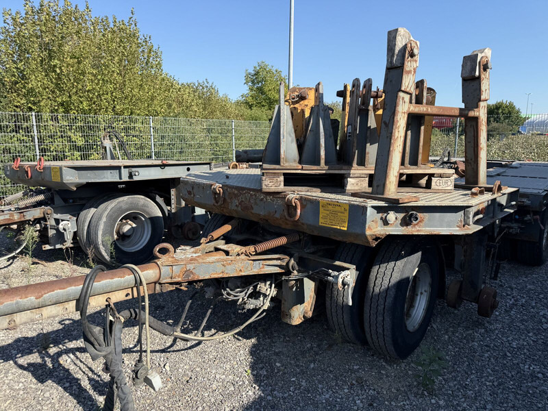 Liebherr 80km/h axeles 32K 35K 42K 50K 63K 71K 81K - Żuraw wieżowy: zdjęcie 1 Liebherr 80km/h axeles 32K 35K 42K 50K 63K 71K 81K - Żuraw wieżowy: zdjęcie 1