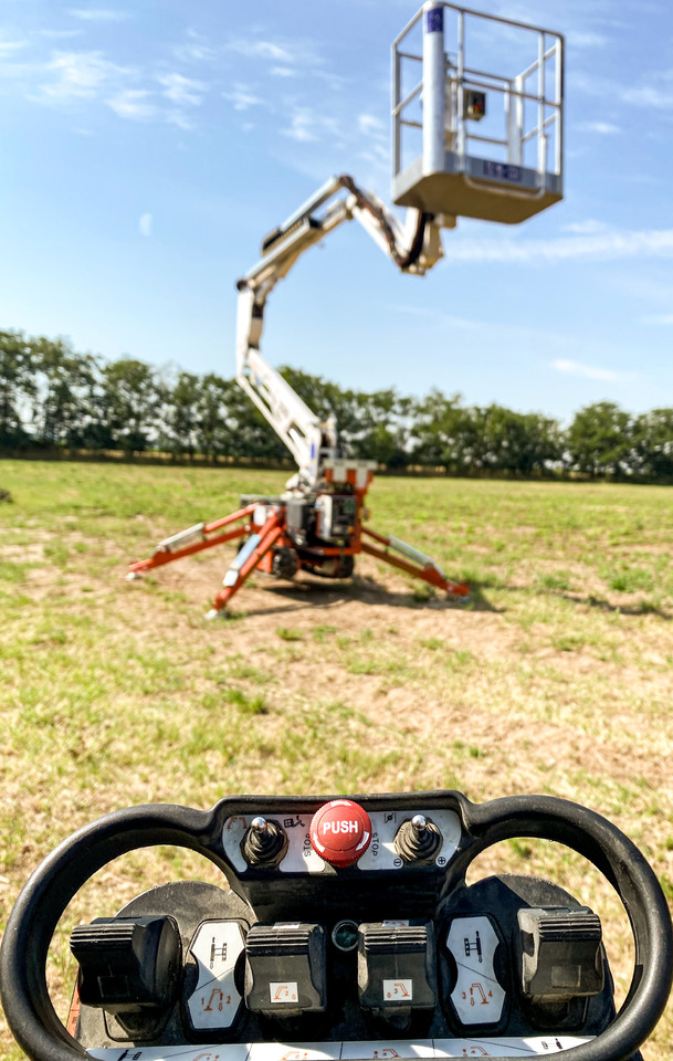 Easylift R130 - Podnośnik przegubowy: zdjęcie 3 Easylift R130 - Podnośnik przegubowy: zdjęcie 3