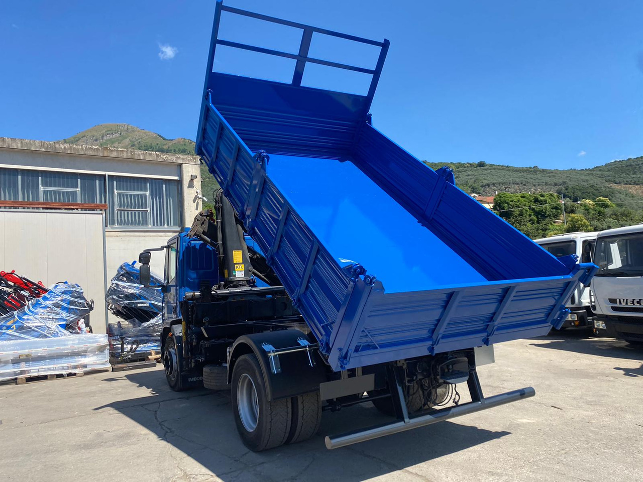 Samochod ciężarowy z HDS, Wywrotka IVECO EUROCARGO 190EL28: zdjęcie 19