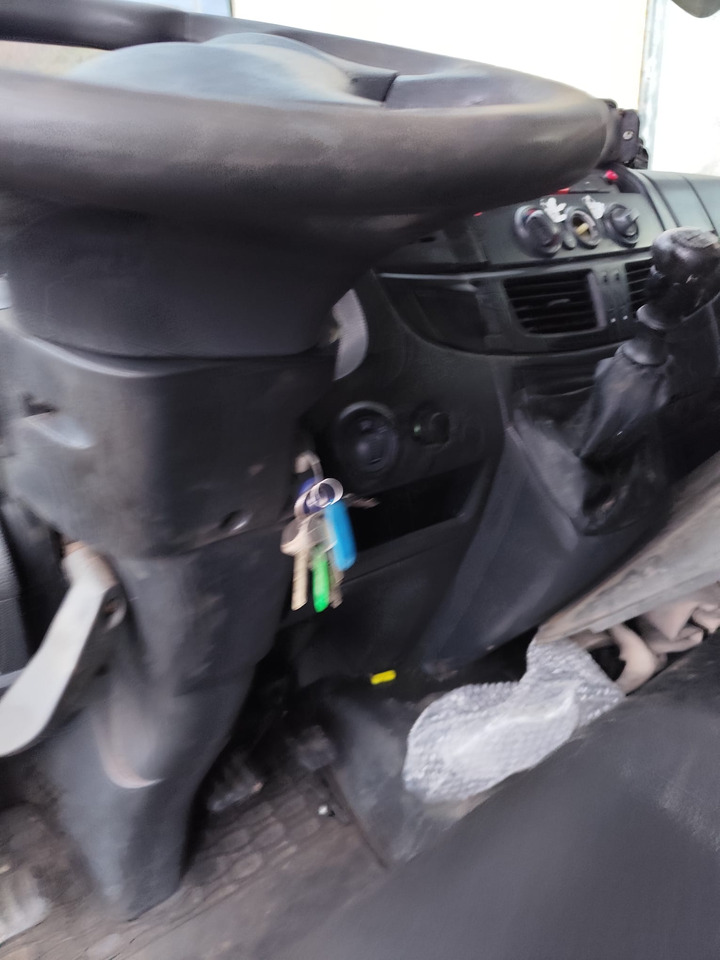 IVECO EUROCARGO 190EL28 - Samochód ciężarowe pod zabudowę: zdjęcie 5 IVECO EUROCARGO 190EL28 - Samochód ciężarowe pod zabudowę: zdjęcie 5