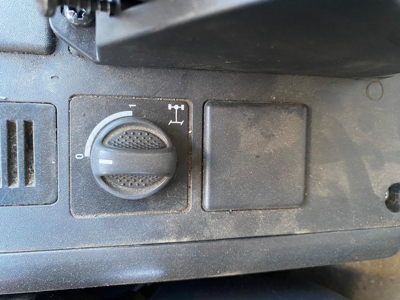 Samochod ciężarowy z HDS, Wywrotka IVECO EUROCARGO 190EL28: zdjęcie 46