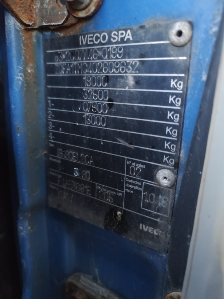 IVECO EUROCARGO 190EL28 - Samochód ciężarowe pod zabudowę: zdjęcie 2 IVECO EUROCARGO 190EL28 - Samochód ciężarowe pod zabudowę: zdjęcie 2