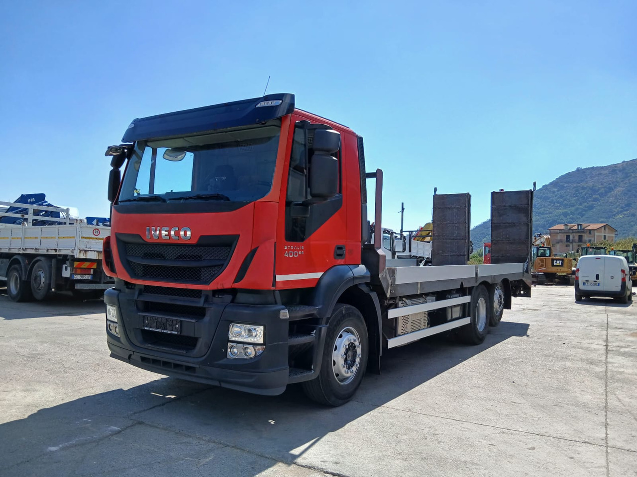 IVECO STRALIS 260S40 - Samochód ciężarowy skrzyniowy/ Platforma: zdjęcie 4 IVECO STRALIS 260S40 - Samochód ciężarowy skrzyniowy/ Platforma: zdjęcie 4