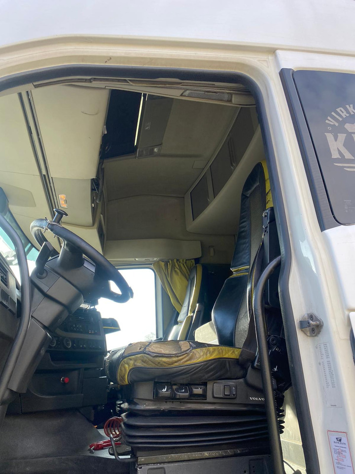 VOLVO FH16.660 - Samochód ciężarowy skrzyniowy/ Platforma: zdjęcie 4 VOLVO FH16.660 - Samochód ciężarowy skrzyniowy/ Platforma: zdjęcie 4