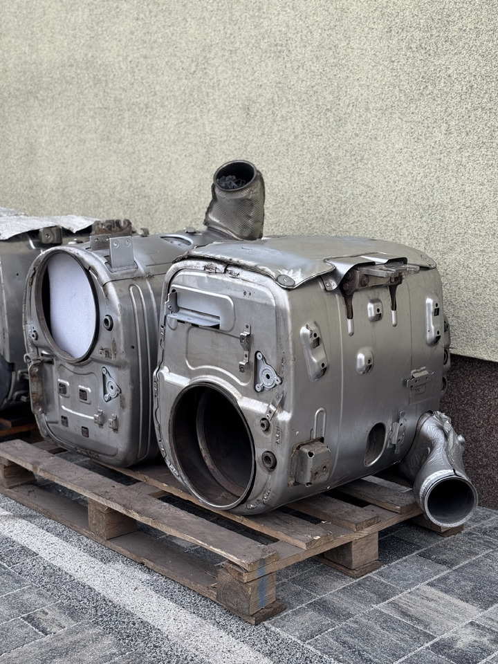DAF XF 106 XG CF Efficient catalytic converters - Układ wydechowy do Samochodów ciężarowych: zdjęcie 4 DAF XF 106 XG CF Efficient catalytic converters - Układ wydechowy do Samochodów ciężarowych: zdjęcie 4