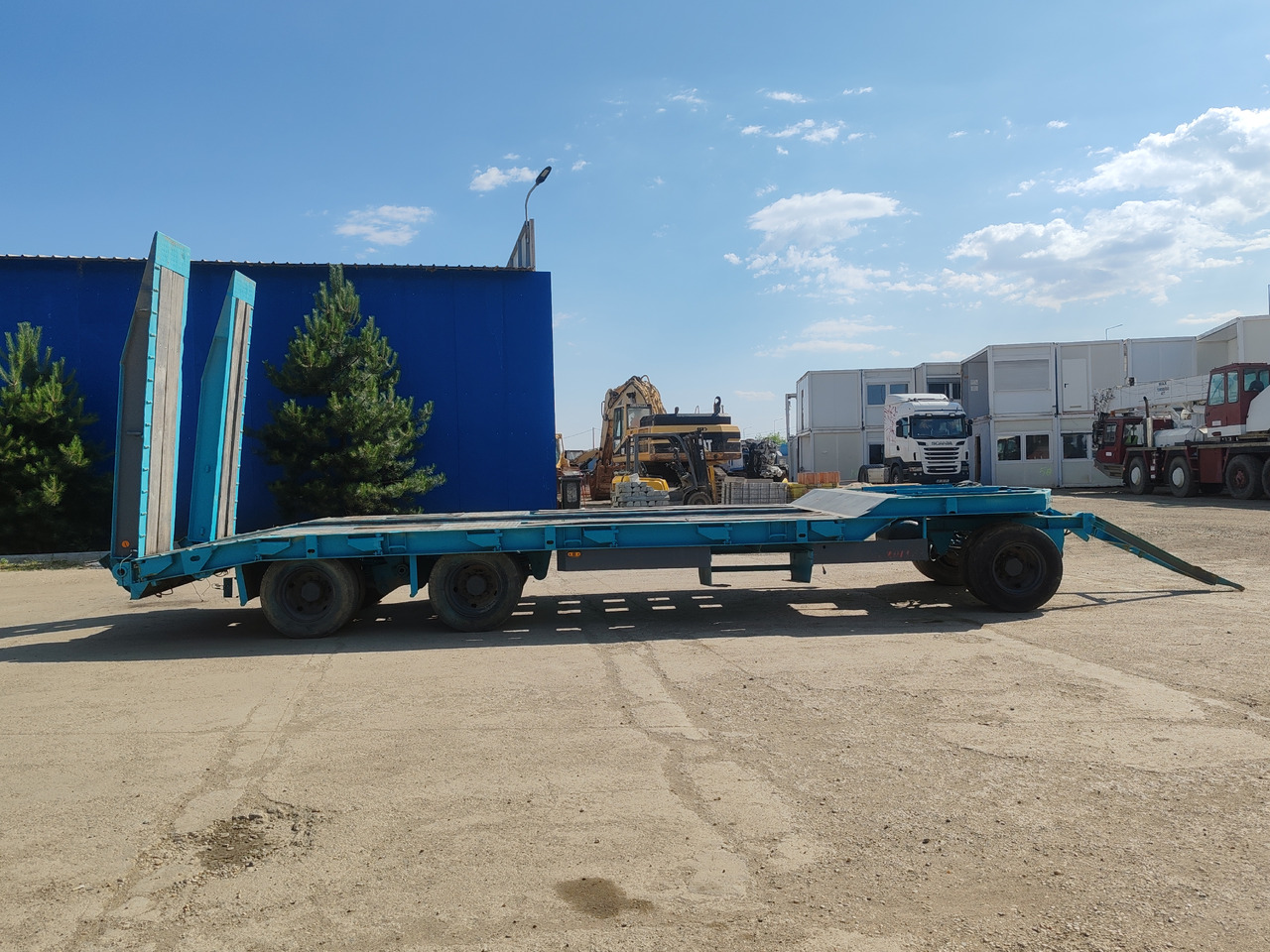 Schwarzmuller TU 30/100 - Przyczepa do przewozu samochodów: zdjęcie 5 Schwarzmuller TU 30/100 - Przyczepa do przewozu samochodów: zdjęcie 5