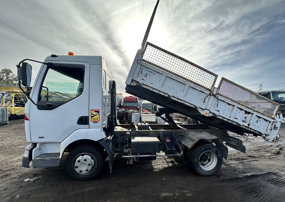 Renault Midlum 135 DXi - Wywrotka: zdjęcie 2 Renault Midlum 135 DXi - Wywrotka: zdjęcie 2