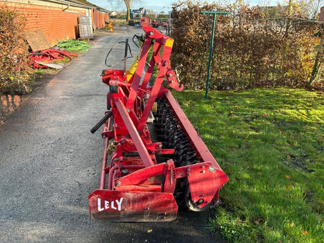 Lely Lelyterra 300-25 - Maszyna budowlana: zdjęcie 2 Lely Lelyterra 300-25 - Maszyna budowlana: zdjęcie 2