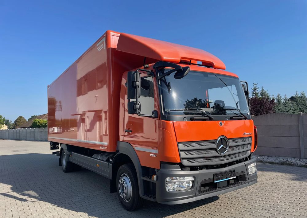 Mercedes-Benz ATEGO 1218 - Samochód ciężarowy furgon: zdjęcie 5 Mercedes-Benz ATEGO 1218 - Samochód ciężarowy furgon: zdjęcie 5