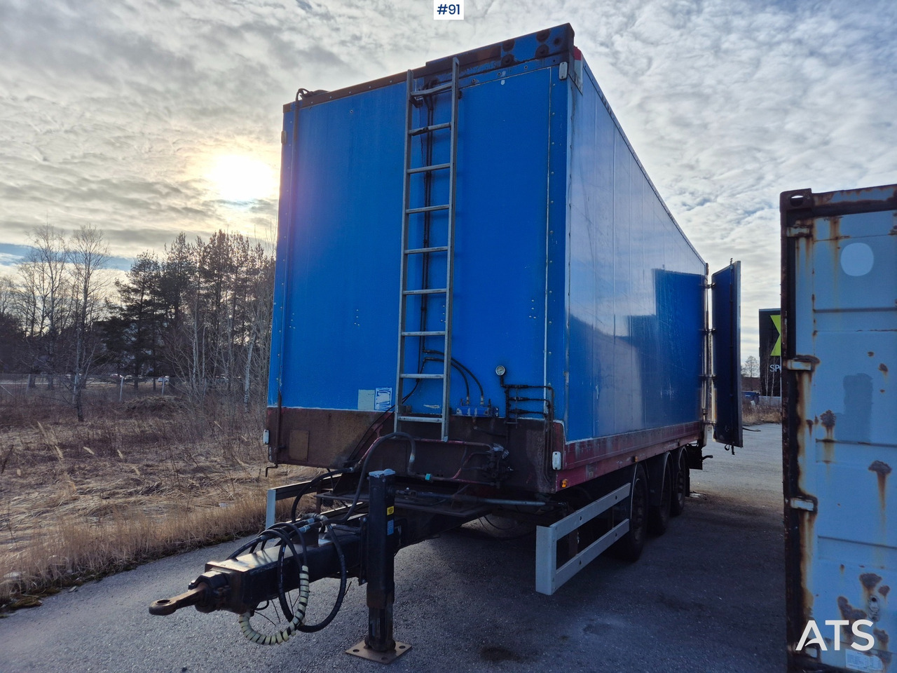 BPW Keskiakseliperävaunu - Przyczepa zamknięte nadwozie: zdjęcie 4 BPW Keskiakseliperävaunu - Przyczepa zamknięte nadwozie: zdjęcie 4