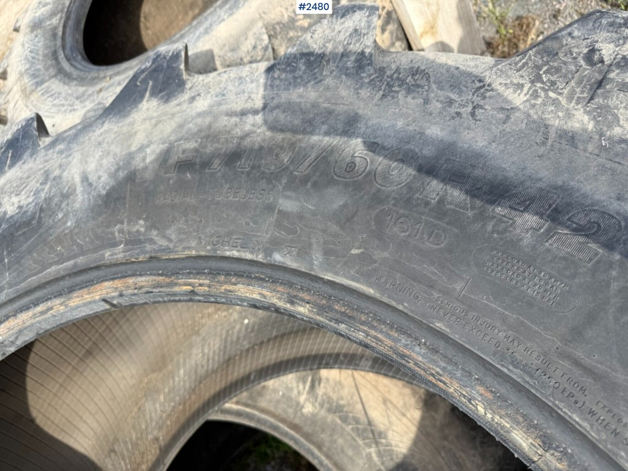 Däck till traktor Michelin fram och bak - Opona do Maszyn rolniczych: zdjęcie 5 Däck till traktor Michelin fram och bak - Opona do Maszyn rolniczych: zdjęcie 5