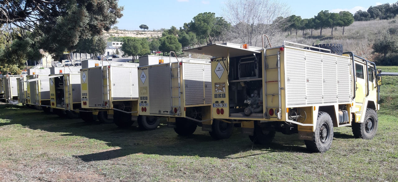 URO-IVECO TT URO F3-24 - Samochód pożarniczy: zdjęcie 5 URO-IVECO TT URO F3-24 - Samochód pożarniczy: zdjęcie 5