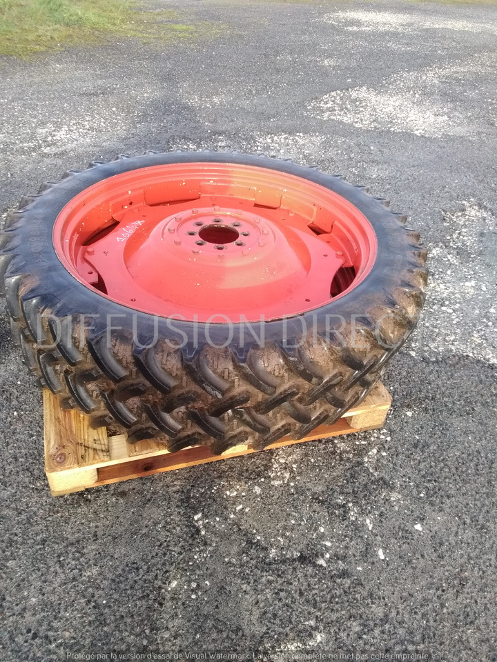 KLEBER ROUES CEREALIERES - Opony i felgi do Maszyn rolniczych: zdjęcie 2 KLEBER ROUES CEREALIERES - Opony i felgi do Maszyn rolniczych: zdjęcie 2