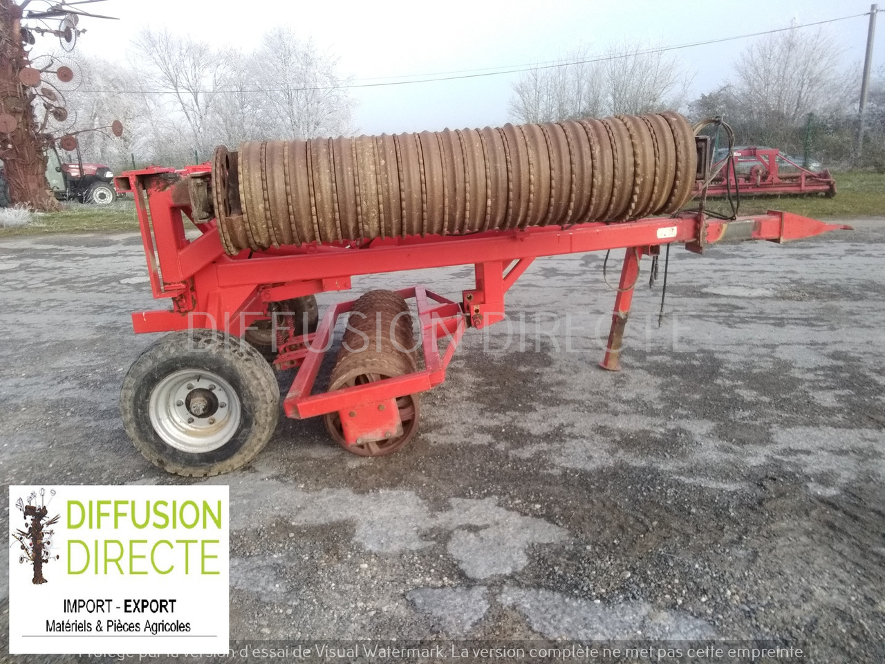 QUIVOGNE ROULEAU CAMBRIDGE R 630 - Wał rolniczy: zdjęcie 1 QUIVOGNE ROULEAU CAMBRIDGE R 630 - Wał rolniczy: zdjęcie 1