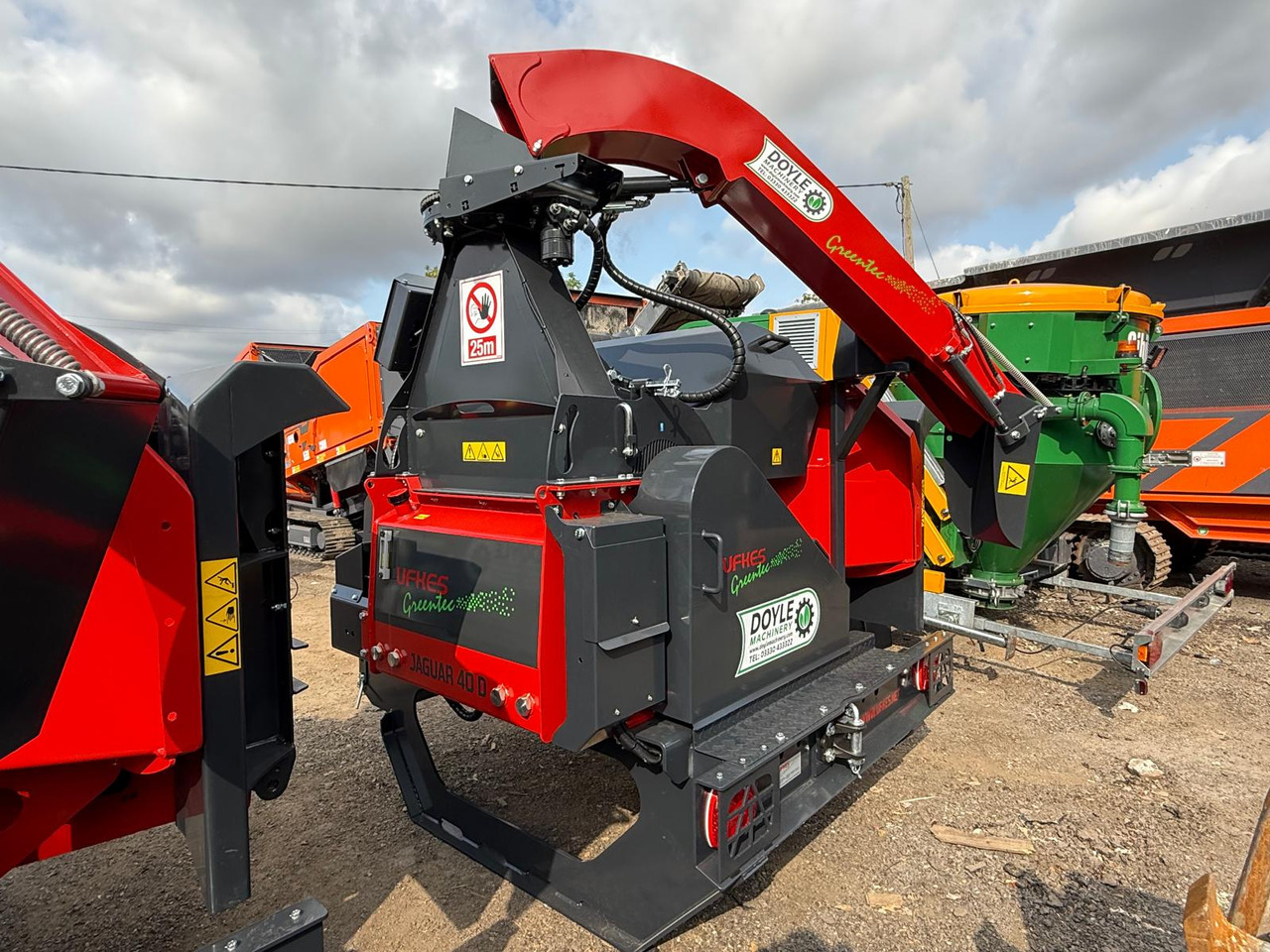 Jaguar 40 3-point linkage - Rozdrabniacz do drewna: zdjęcie 1 Jaguar 40 3-point linkage - Rozdrabniacz do drewna: zdjęcie 1