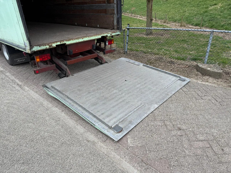 Iveco EuroCargo 75 Bakwagen -Manual-lift- Low KM - Samochód ciężarowy furgon: zdjęcie 4 Iveco EuroCargo 75 Bakwagen -Manual-lift- Low KM - Samochód ciężarowy furgon: zdjęcie 4