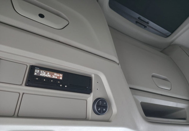 Ciągnik siodłowy IvecoS-Way 460 4x2 LNG / LBG: zdjęcie 16