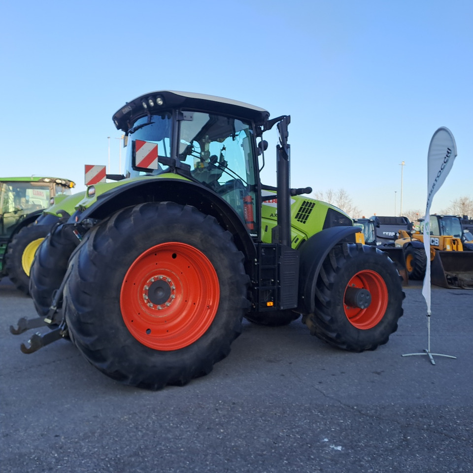 CLAAS 830 AXION - Ciągnik rolniczy: zdjęcie 2 CLAAS 830 AXION - Ciągnik rolniczy: zdjęcie 2