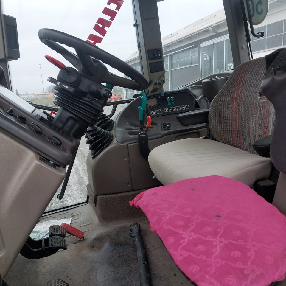 CLAAS ARES 836 RZ - Ciągnik rolniczy: zdjęcie 2 CLAAS ARES 836 RZ - Ciągnik rolniczy: zdjęcie 2