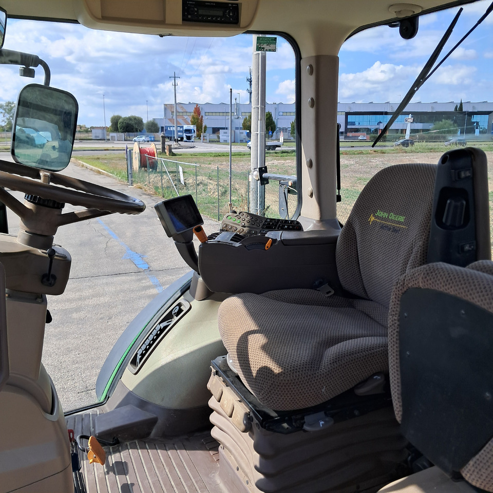 Ciągnik rolniczy JOHN DEERE 8345 R: zdjęcie 9