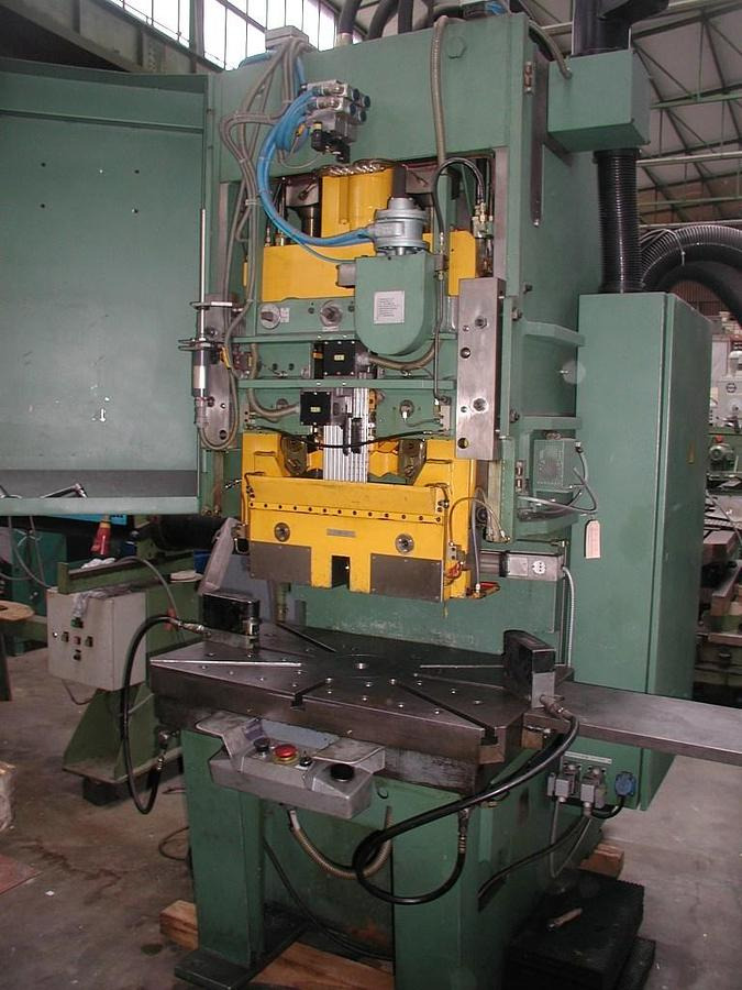 Kniehebelpresse BRUDERER - Maszyna do obróbki metalu: zdjęcie 4 Kniehebelpresse BRUDERER - Maszyna do obróbki metalu: zdjęcie 4