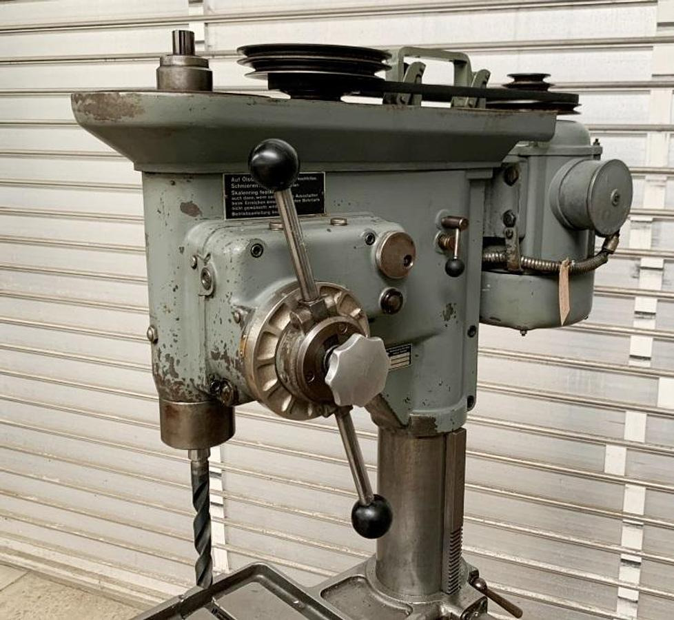 Säulenbohrmaschine IXION - Wiertarka stołowa: zdjęcie 2 Säulenbohrmaschine IXION - Wiertarka stołowa: zdjęcie 2