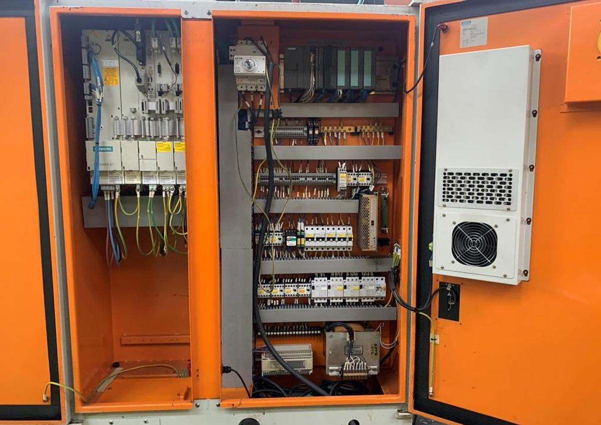 Vertikal-Bearbeitungszentrum LEADWELL - Centrum obróbcze CNC: zdjęcie 5 Vertikal-Bearbeitungszentrum LEADWELL - Centrum obróbcze CNC: zdjęcie 5