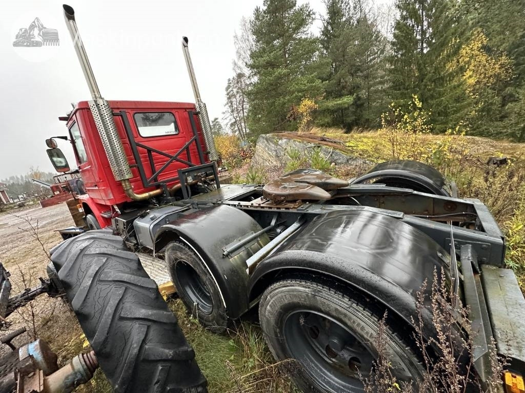 Scania T 143 H - Ciągnik siodłowy: zdjęcie 4 Scania T 143 H - Ciągnik siodłowy: zdjęcie 4