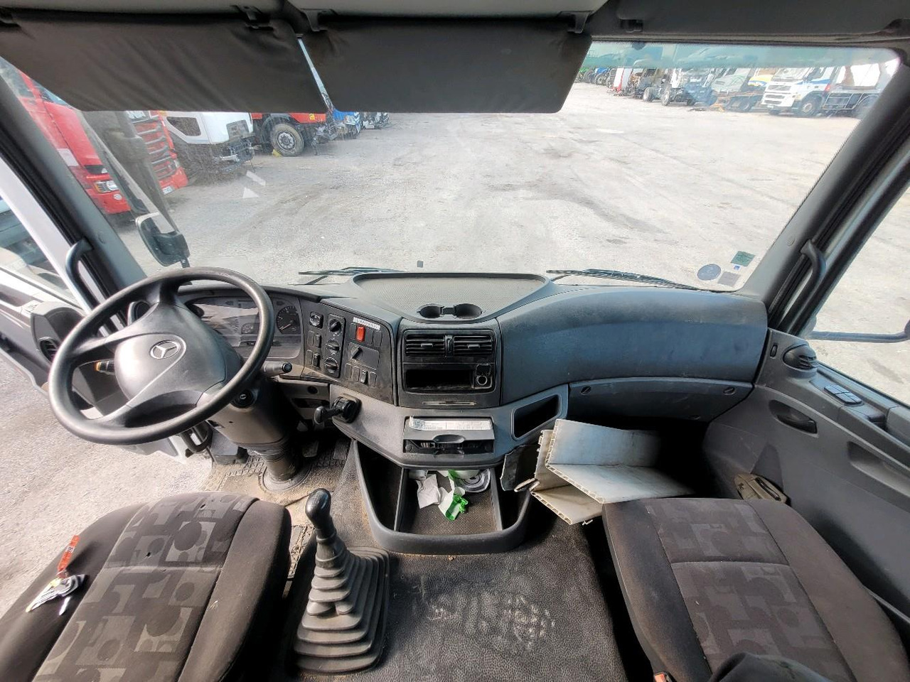 Ciągnik siodłowy MERCEDES AXOR 1843: zdjęcie 12