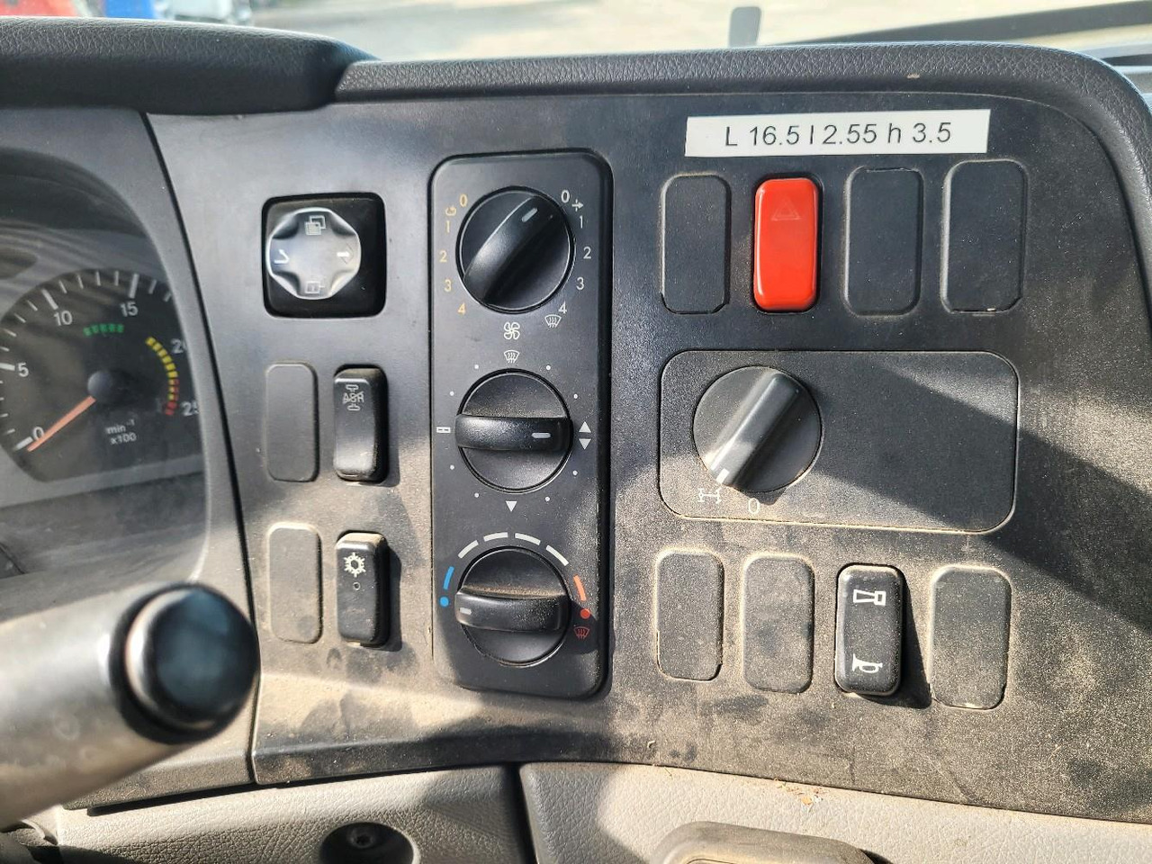 Ciągnik siodłowy MERCEDES AXOR 1843: zdjęcie 14