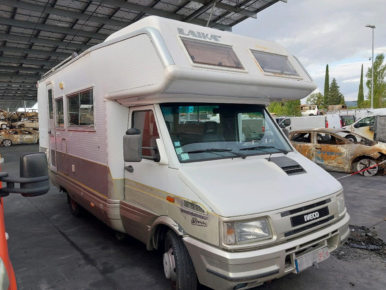 IVECO LAIKA 35.12 CAMPING 122 - Kamper z alkową: zdjęcie 2 IVECO LAIKA 35.12 CAMPING 122 - Kamper z alkową: zdjęcie 2