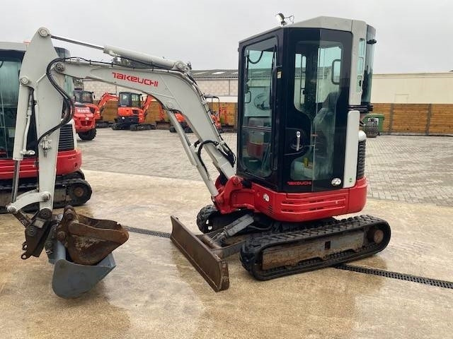 Takeuchi TB 23 R - Minikoparka: zdjęcie 4 Takeuchi TB 23 R - Minikoparka: zdjęcie 4