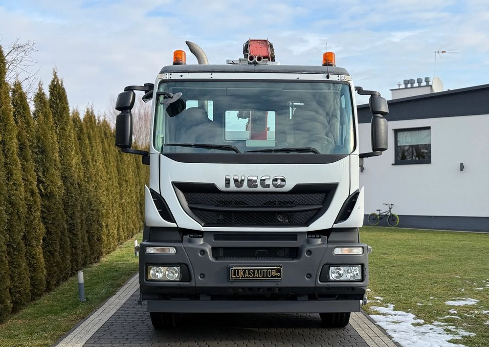 Iveco STRALIS 330 / 4x2 / FASSI F135 / WYWROTKA - Wywrotka: zdjęcie 5 Iveco STRALIS 330 / 4x2 / FASSI F135 / WYWROTKA - Wywrotka: zdjęcie 5