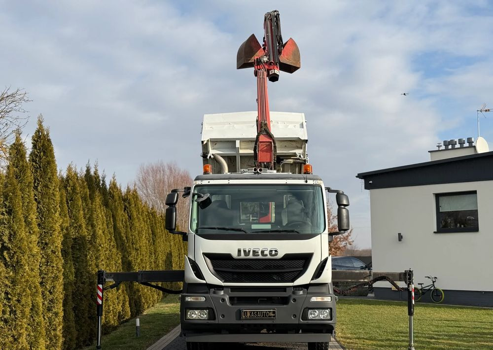 Iveco STRALIS 330 / 4x2 / FASSI F135 / WYWROTKA - Wywrotka: zdjęcie 2 Iveco STRALIS 330 / 4x2 / FASSI F135 / WYWROTKA - Wywrotka: zdjęcie 2