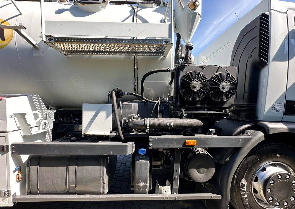 Samochód asenizacyjny Renault PREMIUM 320 WUKO 6X2 RIVARD 14m3: zdjęcie 13 Samochód asenizacyjny Renault PREMIUM 320 WUKO 6X2 RIVARD 14m3: zdjęcie 13