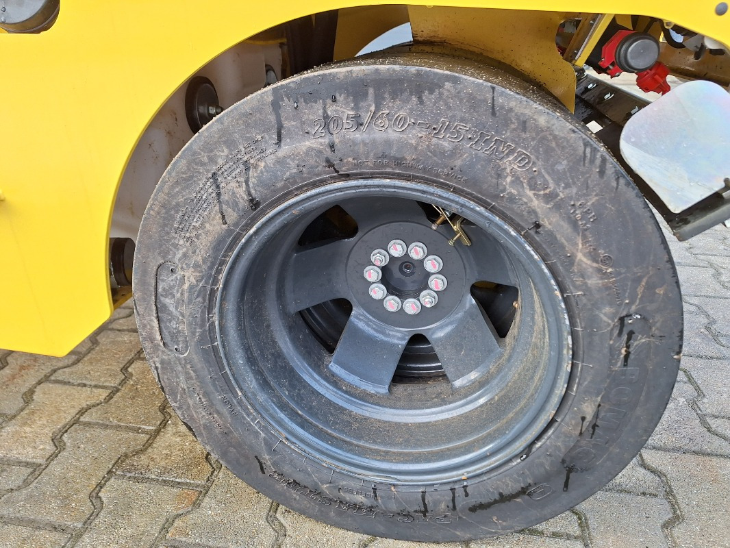 BOMAG DE BW 100 AC-5 Stage V/Tier 4f - Walec: zdjęcie 2 BOMAG DE BW 100 AC-5 Stage V/Tier 4f - Walec: zdjęcie 2