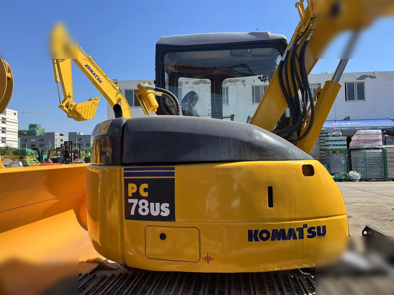 KOMATSU PC78US-6 - Koparka gąsienicowa: zdjęcie 4 KOMATSU PC78US-6 - Koparka gąsienicowa: zdjęcie 4