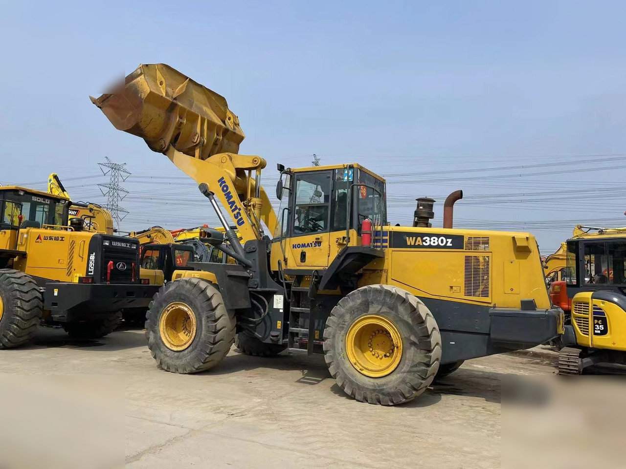 KOMATSU WA380Z-6 - Ładowarka kołowa: zdjęcie 3 KOMATSU WA380Z-6 - Ładowarka kołowa: zdjęcie 3