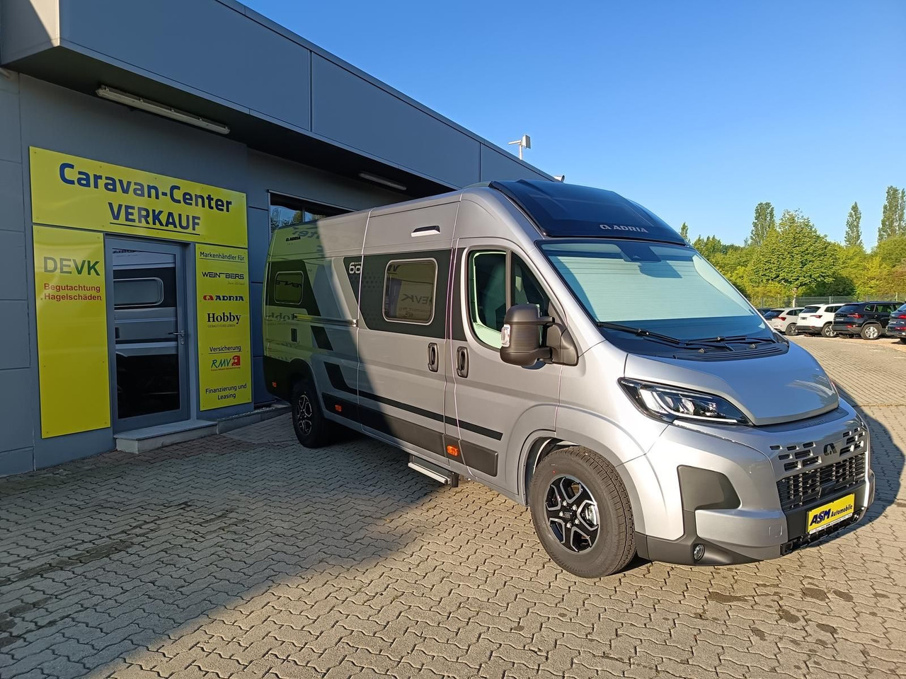 Adria Twin "60Y" 640 SLB*180 PS*4,25t MAXI*COMBI D 6E* - Kampervan: zdjęcie 2 Adria Twin "60Y" 640 SLB*180 PS*4,25t MAXI*COMBI D 6E* - Kampervan: zdjęcie 2