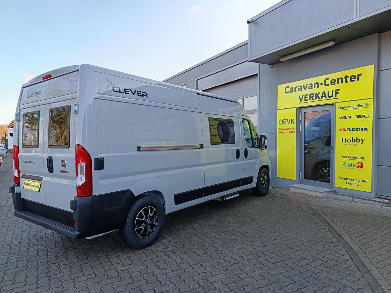 Clever Celebration 600 MJ24*AHK*MARKISE*ACC*R-KAM*RADIO - Kampervan: zdjęcie 5 Clever Celebration 600 MJ24*AHK*MARKISE*ACC*R-KAM*RADIO - Kampervan: zdjęcie 5