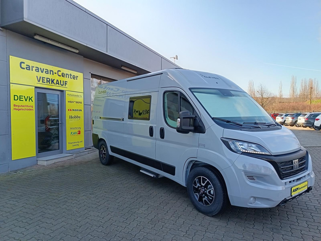 Clever Celebration 600 MJ24*AHK*MARKISE*ACC*R-KAM*RADIO - Kampervan: zdjęcie 2 Clever Celebration 600 MJ24*AHK*MARKISE*ACC*R-KAM*RADIO - Kampervan: zdjęcie 2