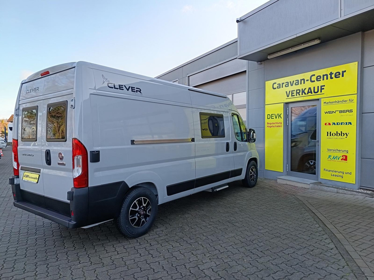 Clever Celebration 600 MJ24*AHK*MARKISE*ACC*R-KAM*RADIO - Kampervan: zdjęcie 5 Clever Celebration 600 MJ24*AHK*MARKISE*ACC*R-KAM*RADIO - Kampervan: zdjęcie 5