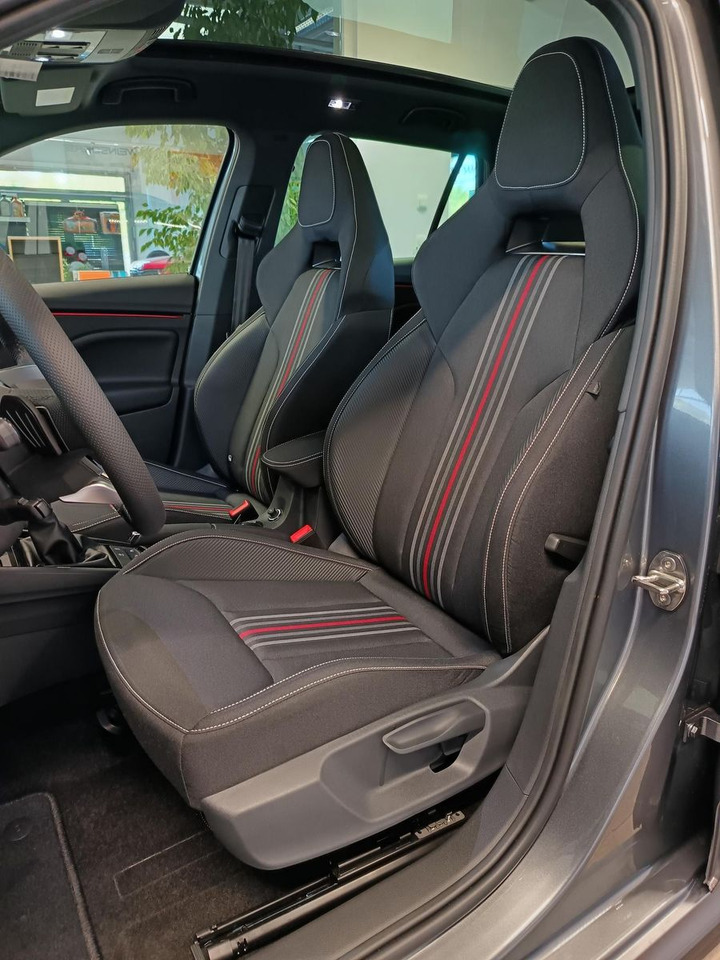 SUV Skoda Kamiq Monte Carlo 1,5 TSI DSG*AHK*PANO*LED*ACC*: zdjęcie 18 SUV Skoda Kamiq Monte Carlo 1,5 TSI DSG*AHK*PANO*LED*ACC*: zdjęcie 18