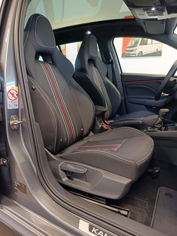 SUV Skoda Kamiq Monte Carlo 1,5 TSI DSG*AHK*PANO*LED*ACC*: zdjęcie 21 SUV Skoda Kamiq Monte Carlo 1,5 TSI DSG*AHK*PANO*LED*ACC*: zdjęcie 21