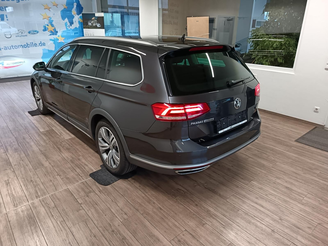 Volkswagen Passat Alltrack 2,0TDI DSG 4x4*360°*NAVI*ACC*LED - Kombi: zdjęcie 4 Volkswagen Passat Alltrack 2,0TDI DSG 4x4*360°*NAVI*ACC*LED - Kombi: zdjęcie 4