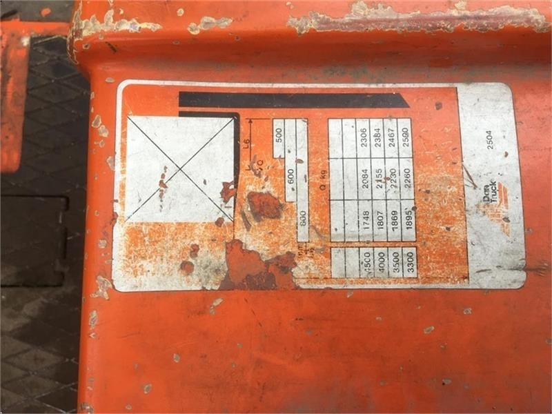 Dantruck 2504 dieseltruck - Wózek widłowy diesel: zdjęcie 5 Dantruck 2504 dieseltruck - Wózek widłowy diesel: zdjęcie 5