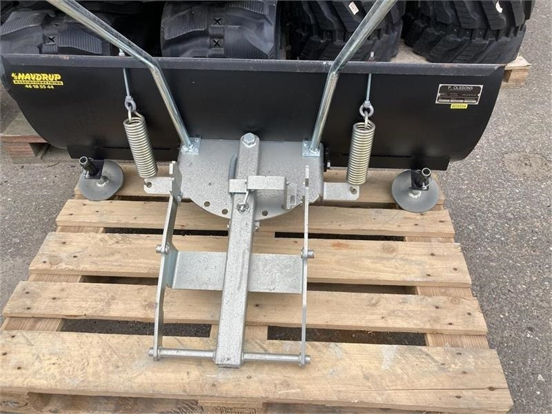 Husqvarna 125 B til R422 og P524 - Pług do śniegu do Maszyn rolniczych: zdjęcie 3 Husqvarna 125 B til R422 og P524 - Pług do śniegu do Maszyn rolniczych: zdjęcie 3